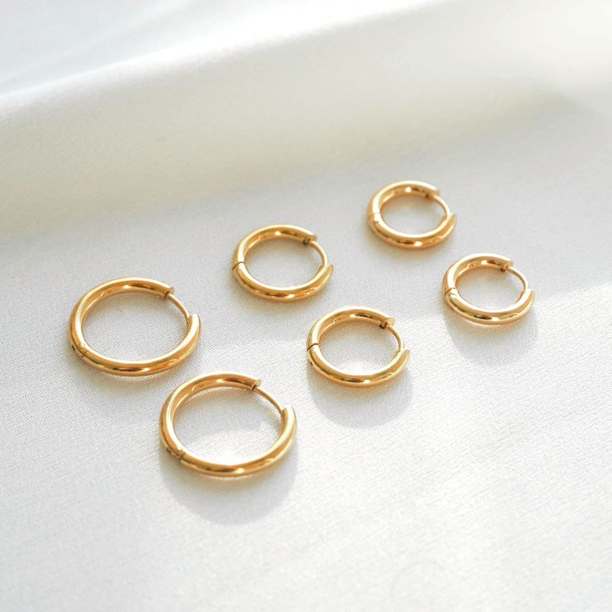 Cheriswelry Lot de 8 paires de boucles d'oreilles créoles rondes en acier titane torsadé - 4 couleurs - Pour la fabrication de bijoux pour femme - 60 mm Cheriswelry Lot de 8 paires de boucles d'oreilles créoles rondes en acier titane torsadé - 4 couleurs - Pour la fabrication de bijoux pour femme - 60 mm