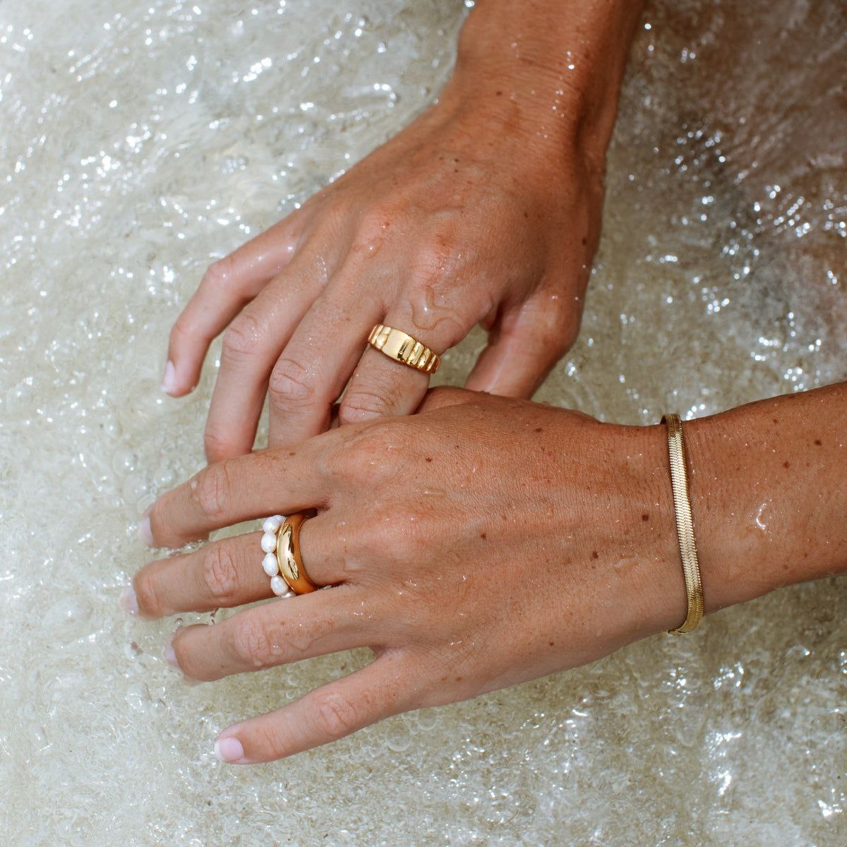 Bague avec perle d’eau douce