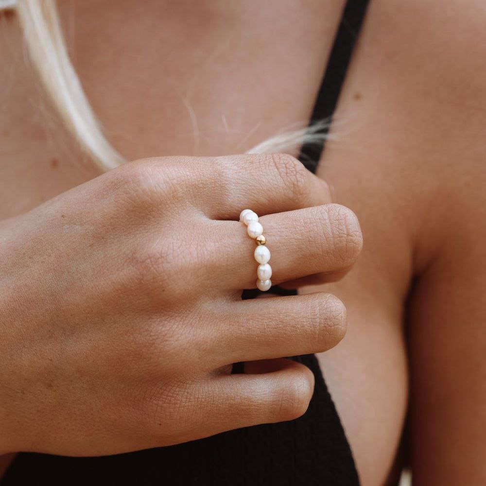 Bague avec perle d’eau douce