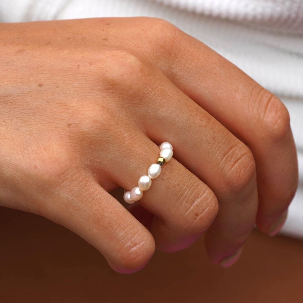 Bague avec perle d’eau douce