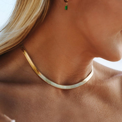 Choker Massif en Forme de