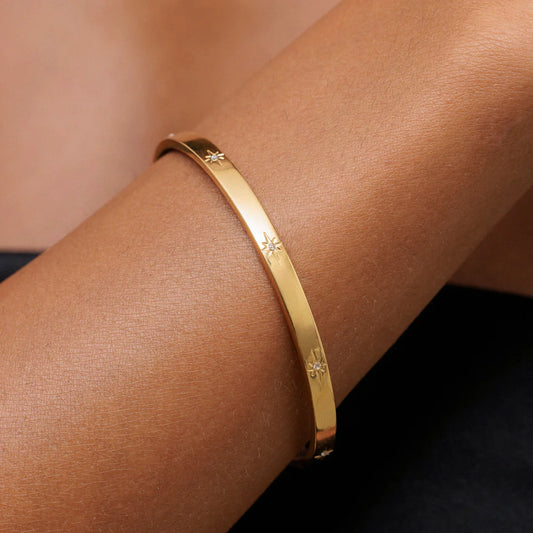 Bracelet Manchette "Étoile Brillante"