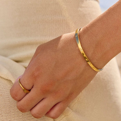 Bracelet Manchette "Étoile Brillante"